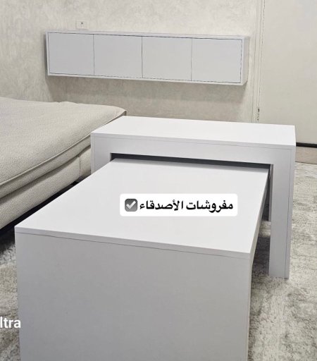 مزنون مع طاولة بسعر {1100} شيكل